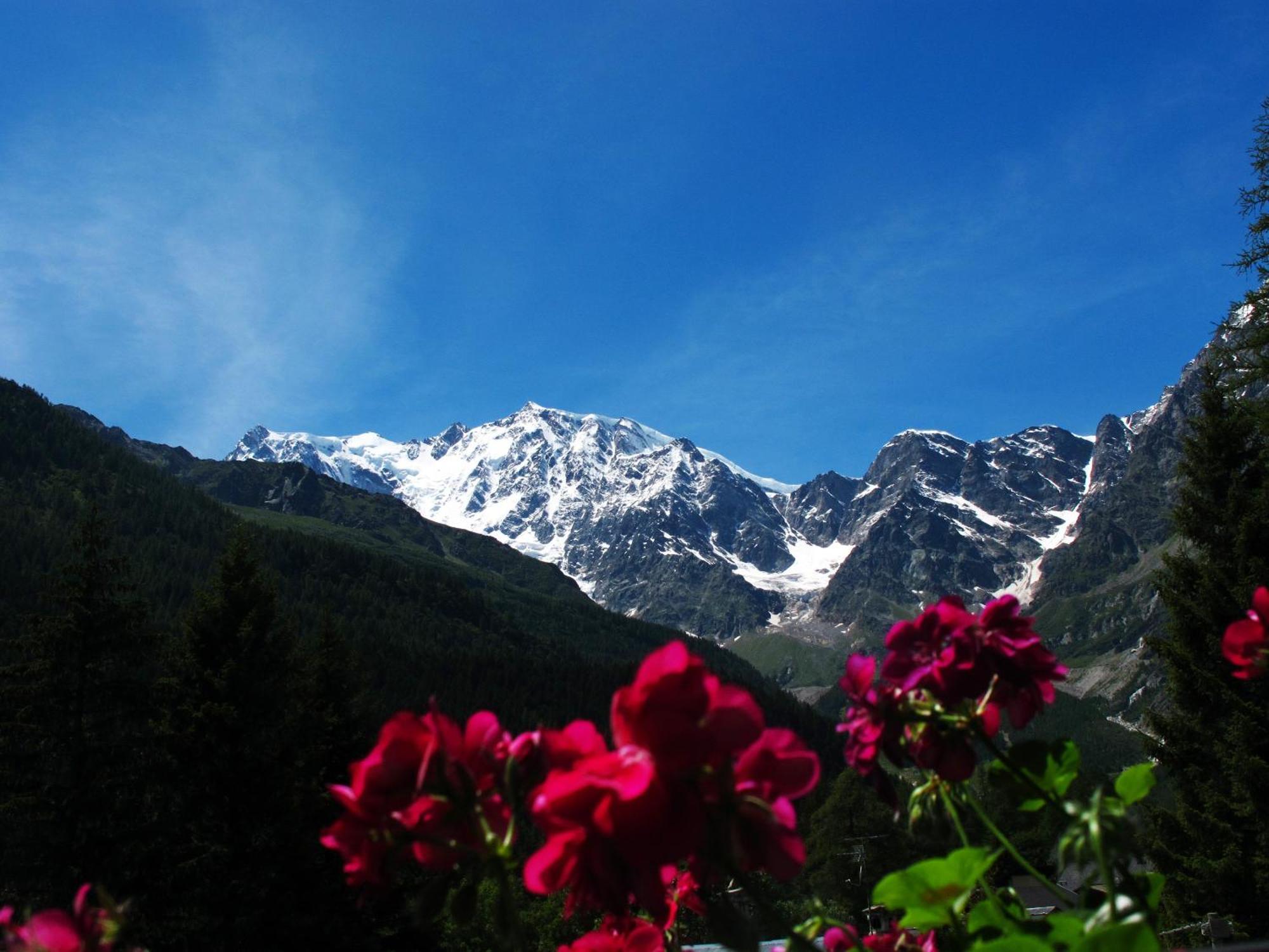 Bed and Breakfast Casa Alpina Don Guanella Макуньяга Экстерьер фото