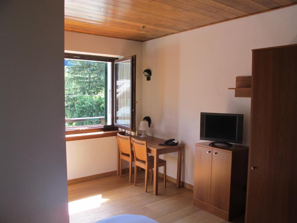 Bed and Breakfast Casa Alpina Don Guanella Макуньяга Номер фото