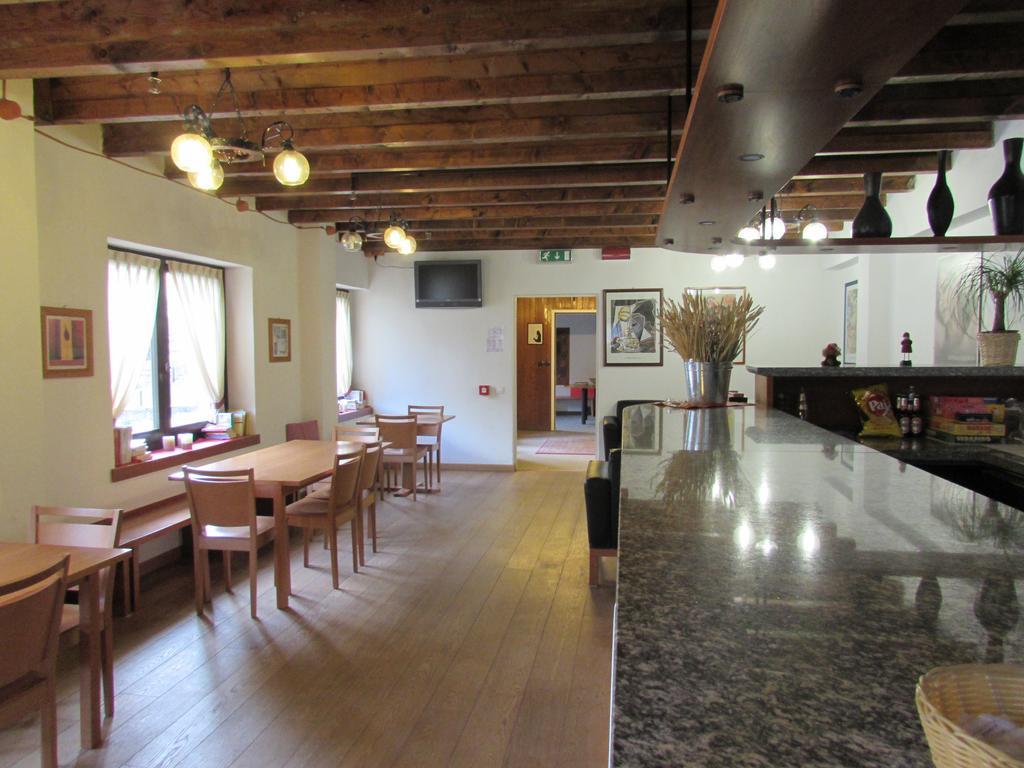 Bed and Breakfast Casa Alpina Don Guanella Макуньяга Экстерьер фото
